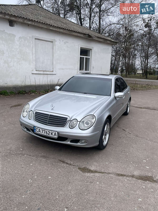 2002 mercedes-benz e 200k