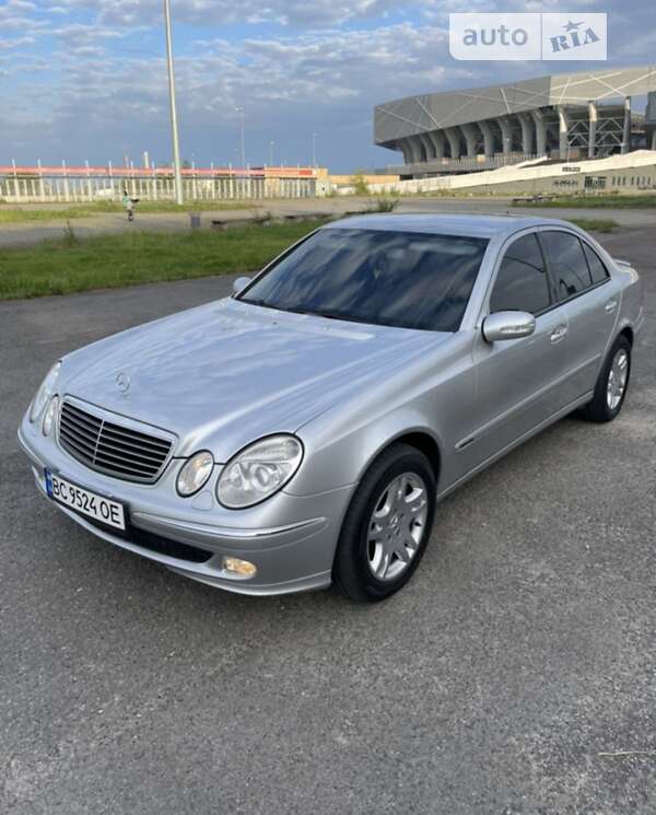 2003 mercedes-benz e 200