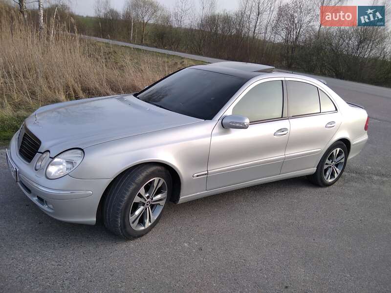 2003 mercedes-benz e 200