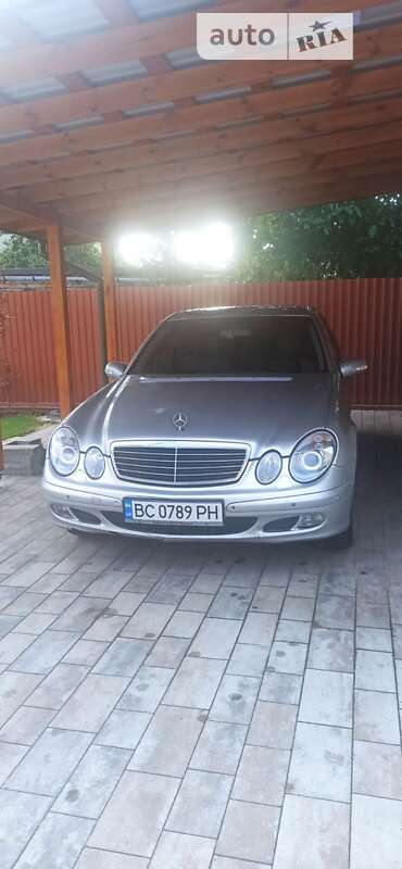 2003 mercedes-benz e 200