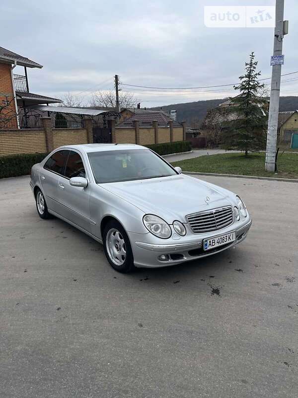 2005 mercedes-benz e 200