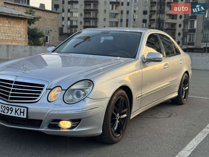 2005 mercedes-benz e 200
