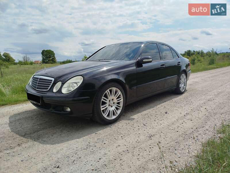 2005 mercedes-benz e 200