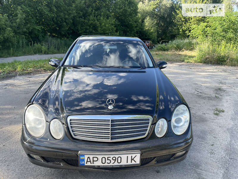 2005 mercedes-benz e 200