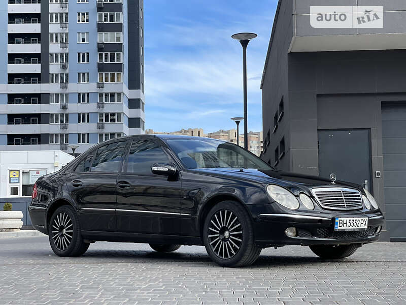 2005 mercedes-benz e 200