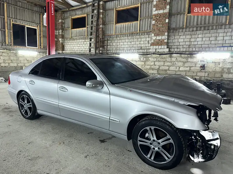 2006 mercedes-benz e 200