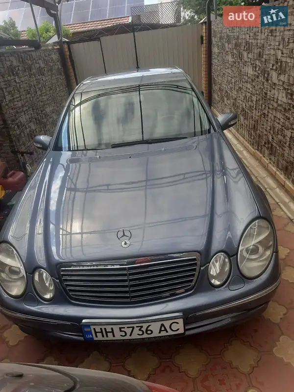 2003 mercedes-benz e 200