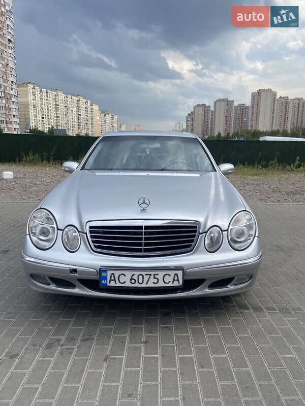 2004 mercedes-benz e 240