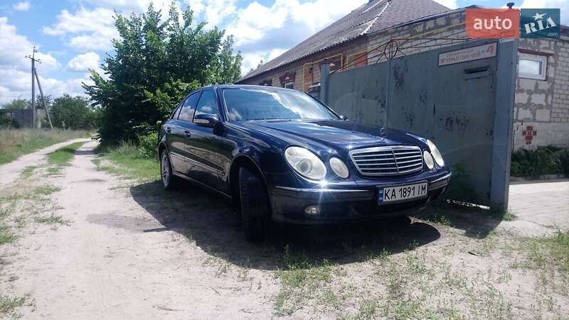 2005 mercedes-benz e 240