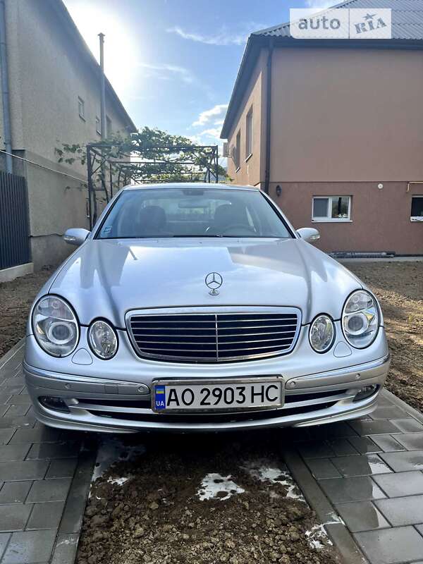 2005 mercedes-benz e 320