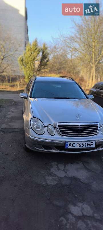 2004 mercedes-benz e 220 cdi