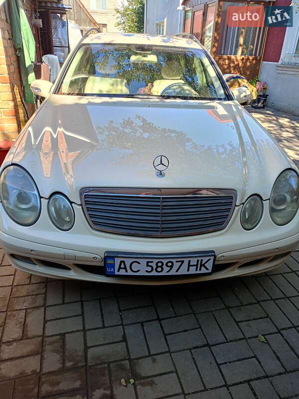2004 mercedes-benz e 220