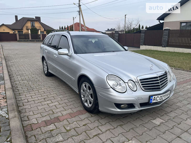 2009 mercedes-benz e 200