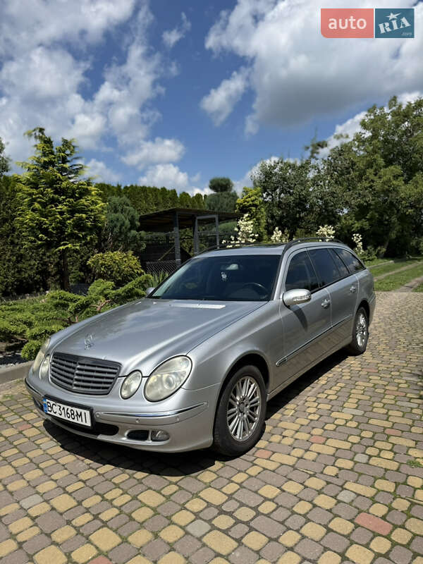 2005 mercedes-benz e-200