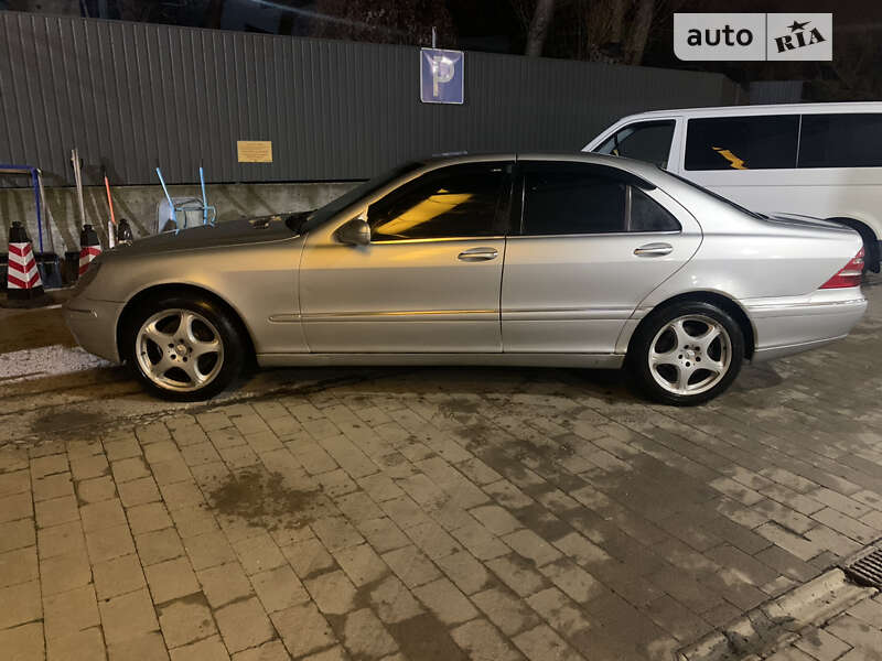 2000 mercedes-benz 320