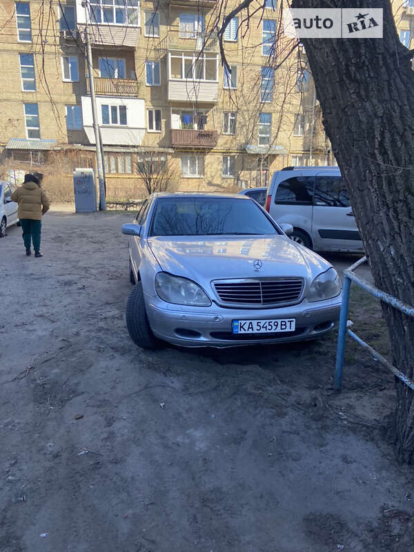 2000 mercedes-benz s-320