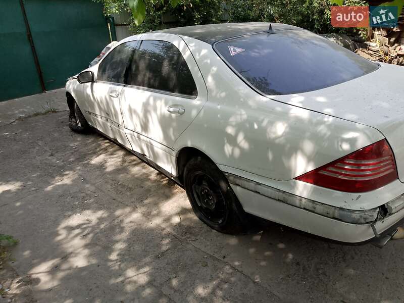 2000 mercedes-benz s-class