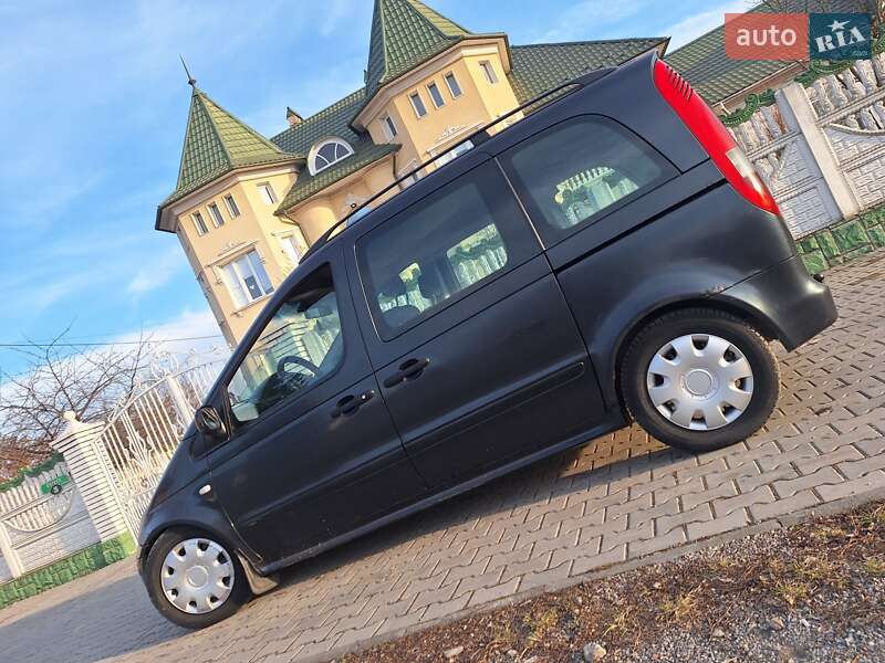 2002 mercedes-benz vaneo