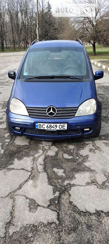 2003 mercedes-benz vaneo