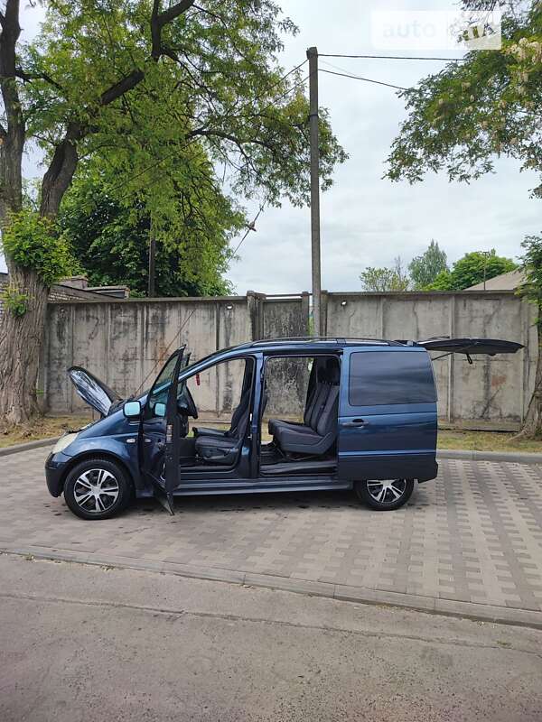 2003 mercedes-benz vaneo