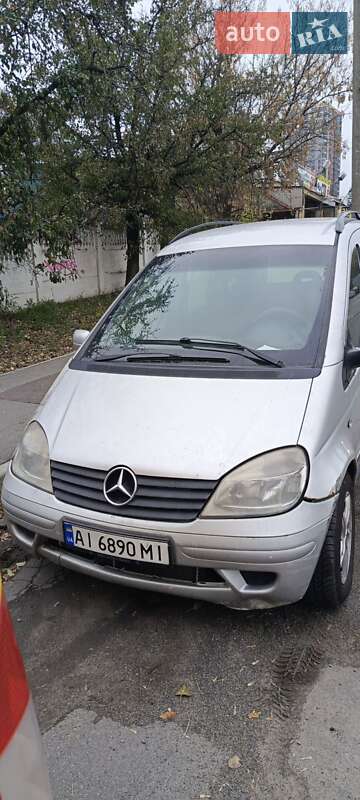 2003 mercedes-benz vaneo