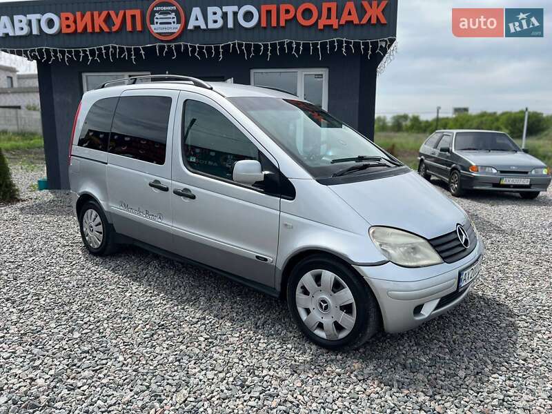 2004 mercedes-benz vaneo