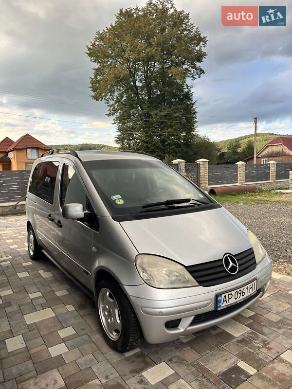 2004 mercedes-benz vaneo
