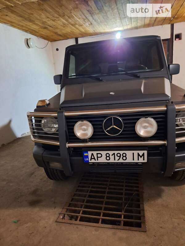 2000 mercedes-benz g 300