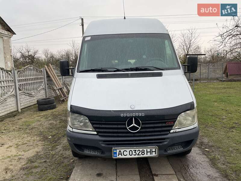 2002 mercedes-benz 211 cdi