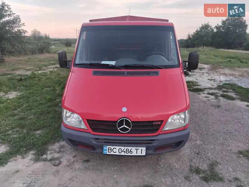 2005 mercedes-benz sprinter 211 cdi