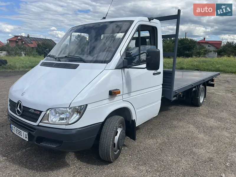 2004 mercedes-benz 308 cdi
