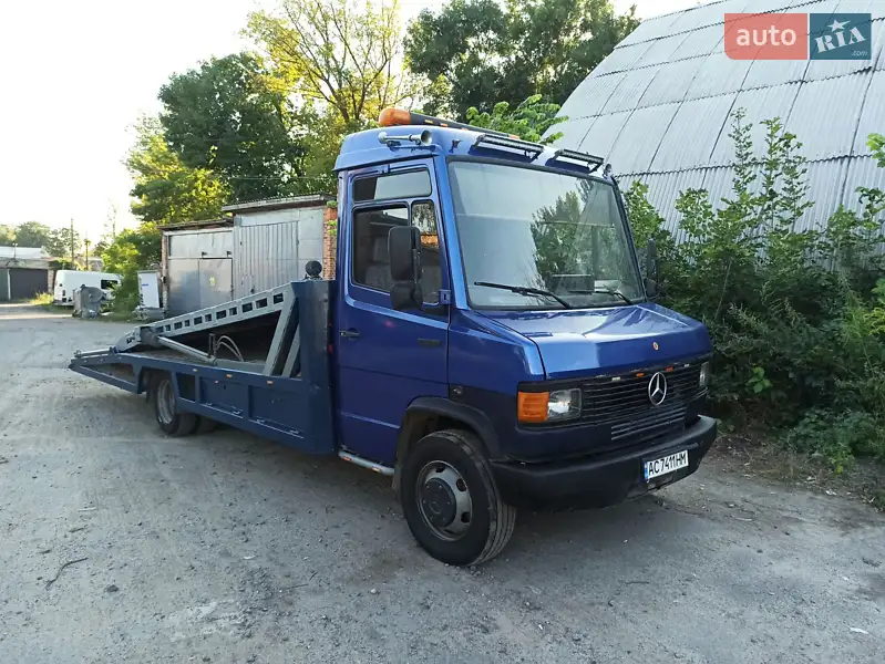 1996 mercedes-benz 811d