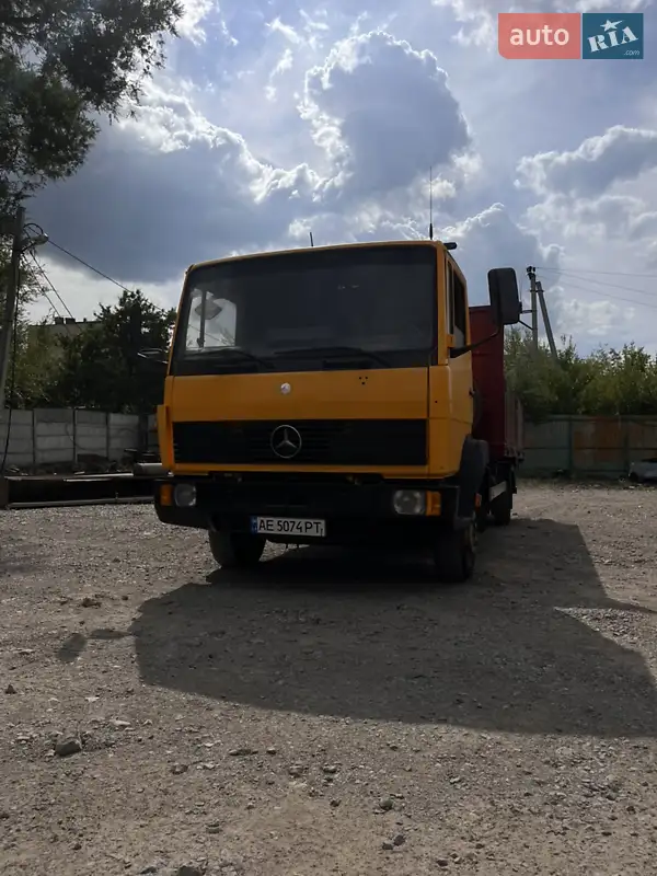 1994 mercedes-benz 814d