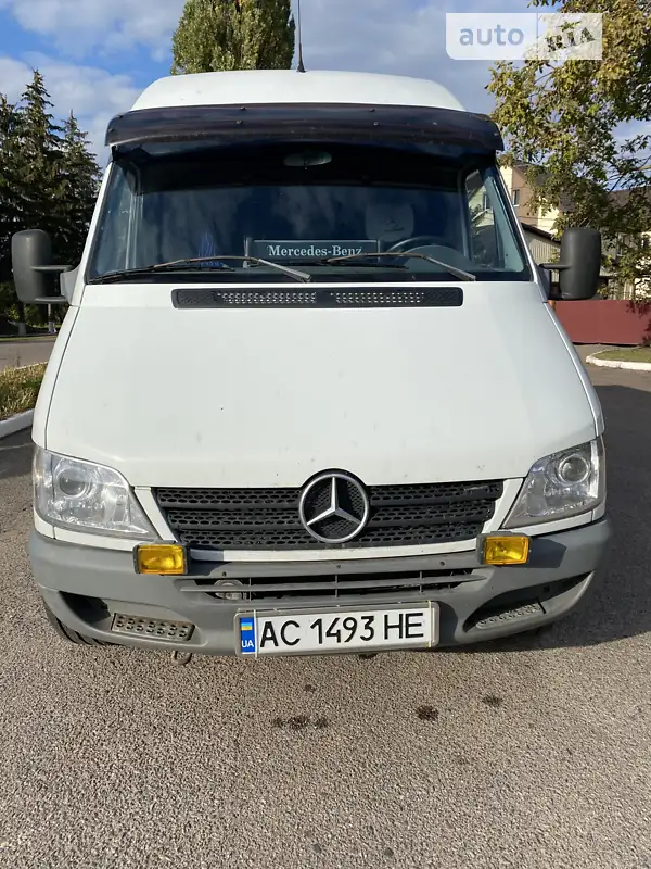 2003 mercedes-benz 208 d