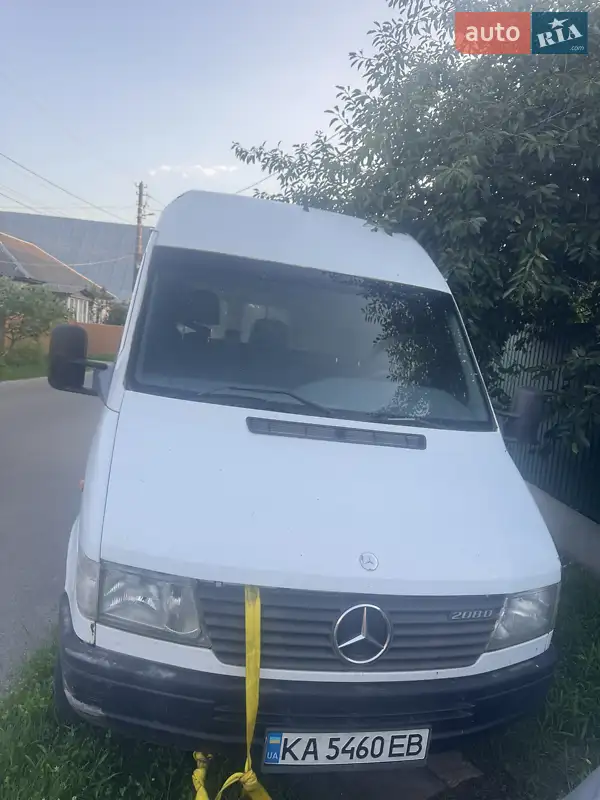 1998 mercedes-benz 208