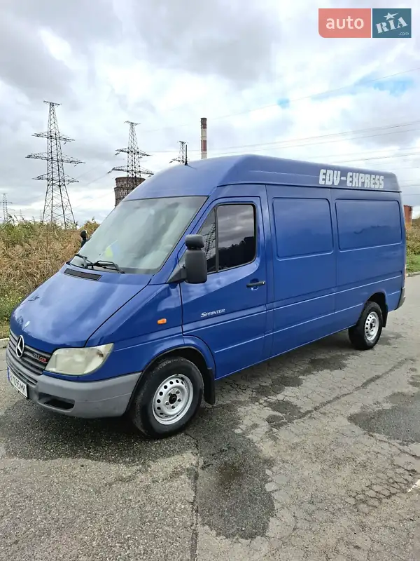 2000 mercedes-benz 313 cdi