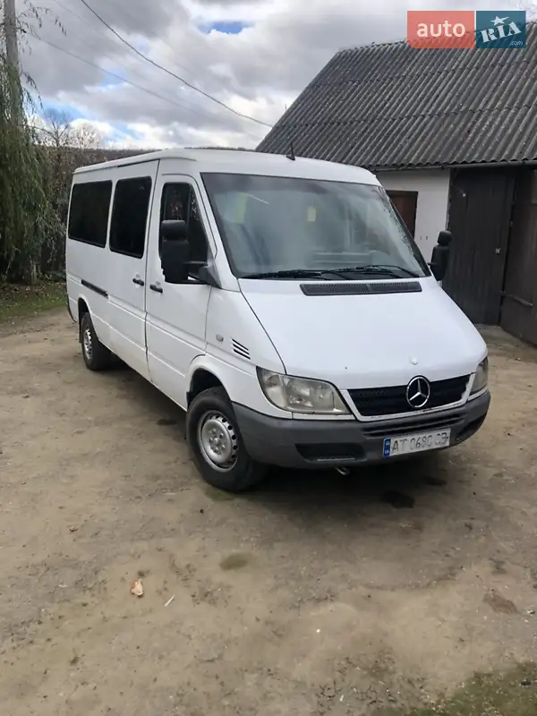 2004 mercedes-benz sprinter 213 cdi