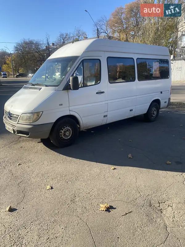 2005 mercedes-benz sprinter 211 cdi
