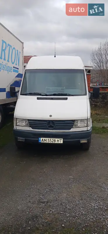 1998 mercedes-benz 312d
