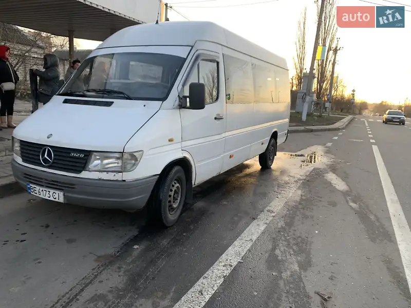 2000 mercedes-benz 312 d