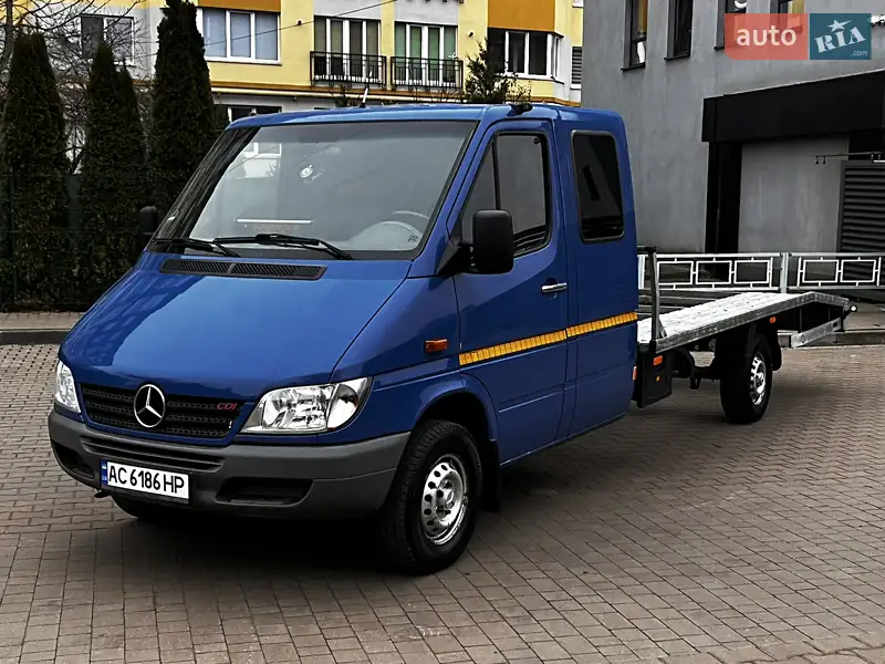 2003 mercedes-benz sprinter 316 ngt