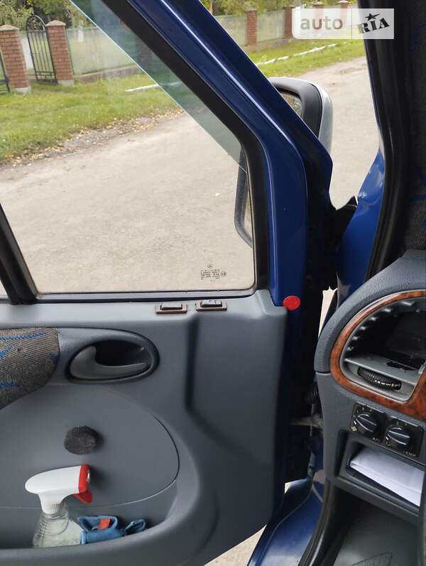 2003 mercedes-benz sprinter 311 cdi