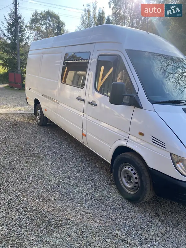 2000 mercedes-benz 311 d