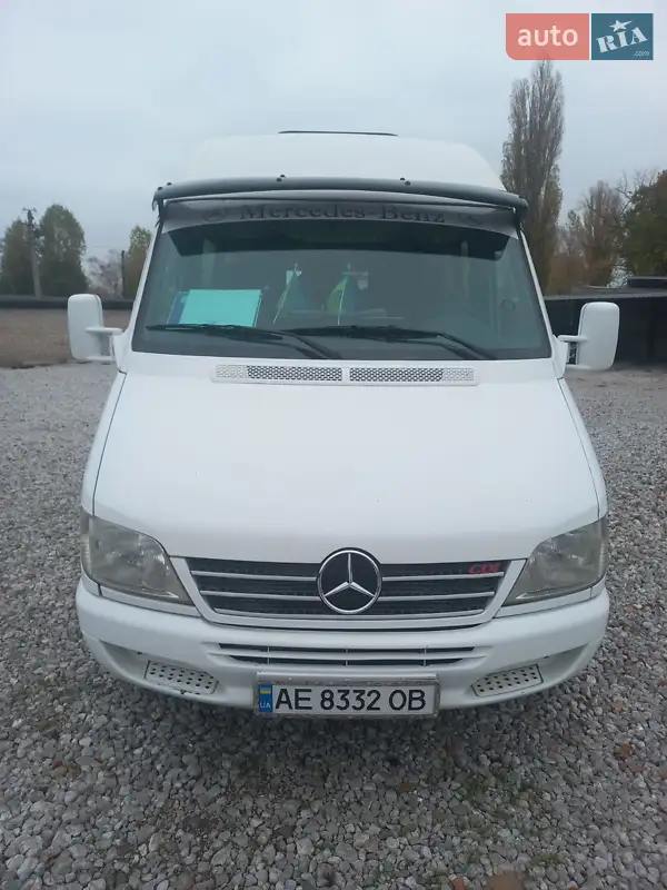2000 mercedes-benz 313-cdi