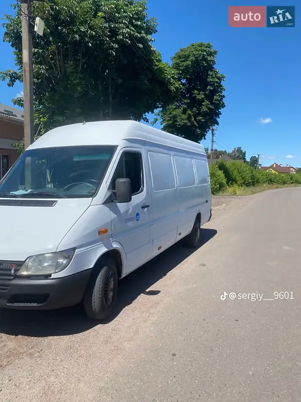 2002 mercedes-benz 313 cdi