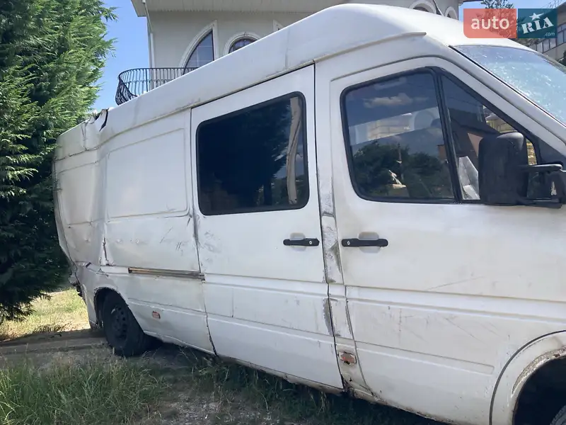 2004 mercedes-benz sprinter 313 cdi