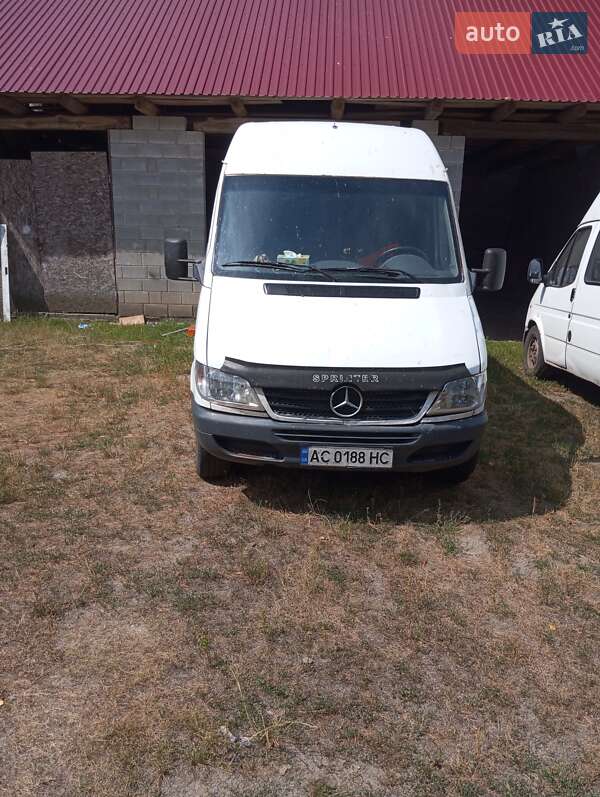 2004 mercedes-benz vito