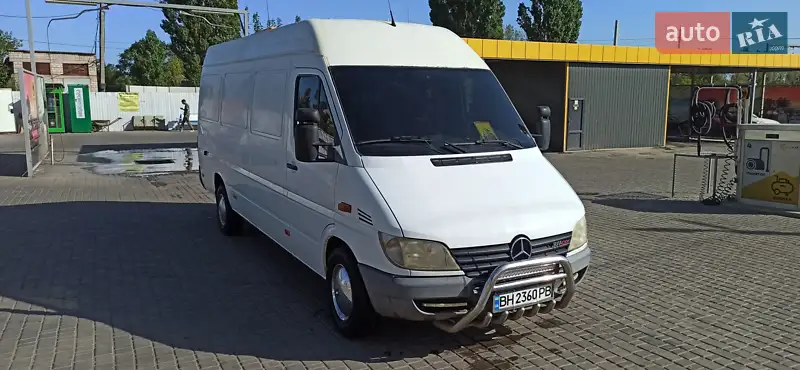 2002 mercedes-benz 311cdi