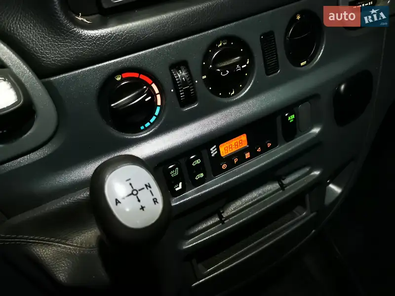 2000 mercedes-benz sprinter 316 cdi