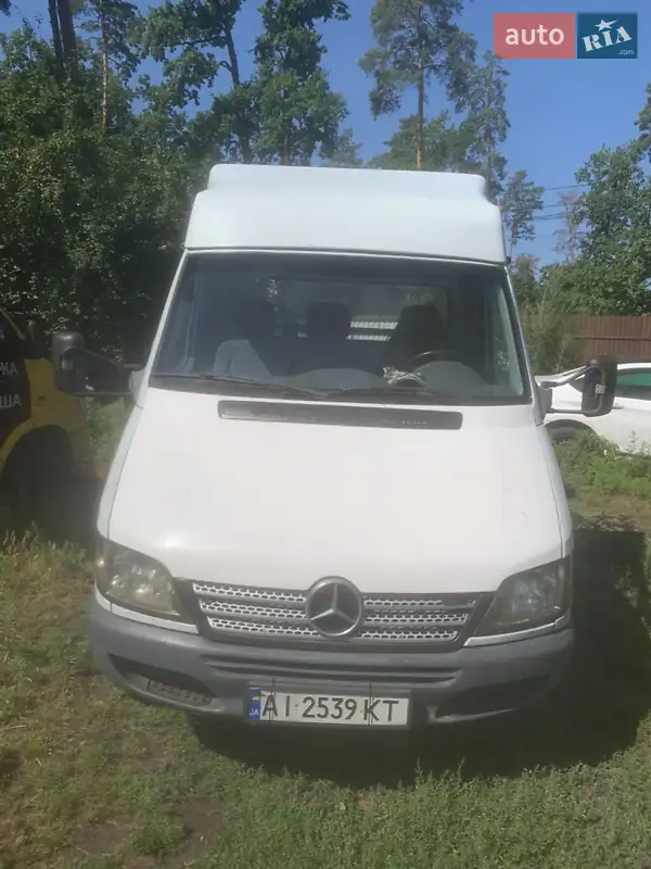 2005 mercedes-benz sprinter 413 cdi